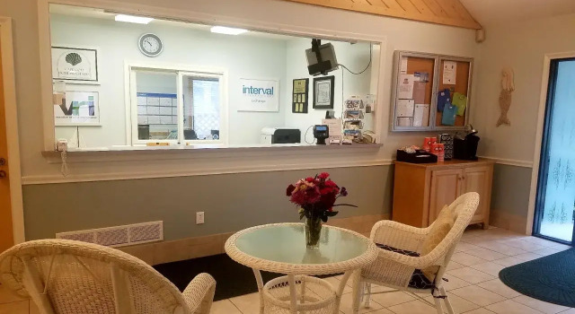 Cape Cod Holiday Estates, a VRI resort, Book Ferieresort Mashpee Cape Cod