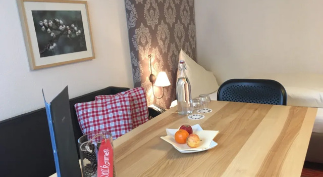 Standard Familie Zimmer 2 Schlafzimmer mit Balkon Hotel TURNA Malbun