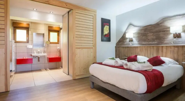 Клубные апартаменты Logis Hôtel Le Relais du Bois Vialotte