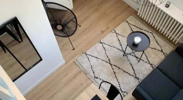 Appartement Duplex au pied de l'Hippodrome, Забронировать Апартаменты/квартира Кан 