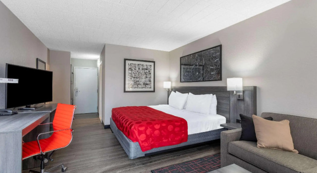 Двухместный номер Standard Ramada by Wyndham Hartford North - Bradley Airport