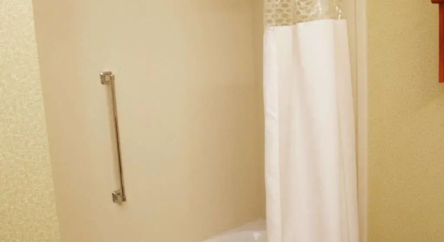 Четырёхместный номер Standard Hampton Inn & Suites Moline-Quad City Intl Aprt