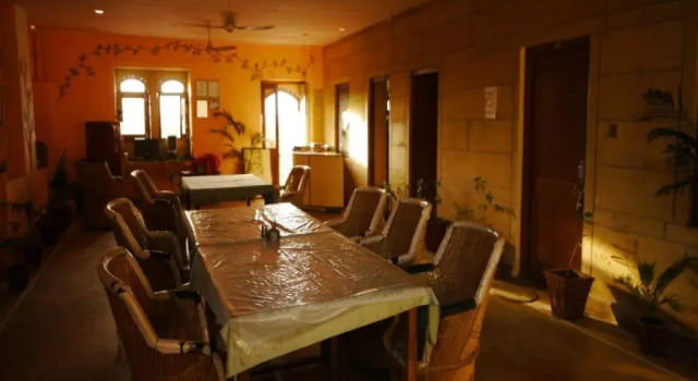 Hotel Roop Mahal, Забронировать Отель Отели штата Раджастхана с завтраком, Завтраки