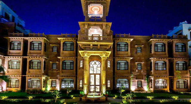 Daspan House, Забронировать Отель Отели штата Раджастхана с бассейном, Бассейн