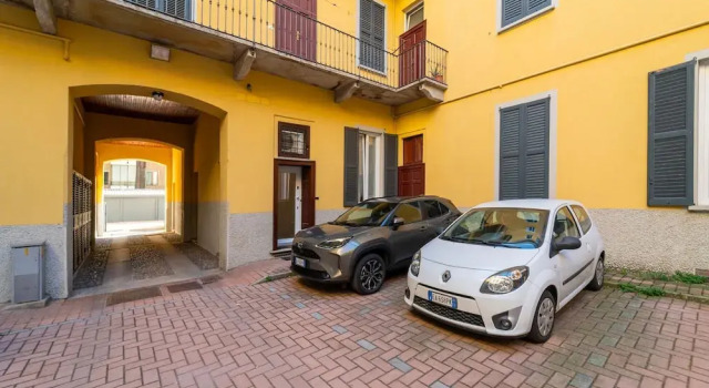 Modern Apartment in Via Carloni by Wonderful Italy, Забронировать Апартаменты/квартира Апартаменты Комо, рядом с Площадь Кавур, Апартаменты/квартира