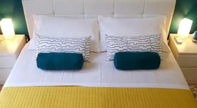 Corte Degli Aranci House, Rezervați Hotel Hoteluri în Paterno cu parcare, Parcare