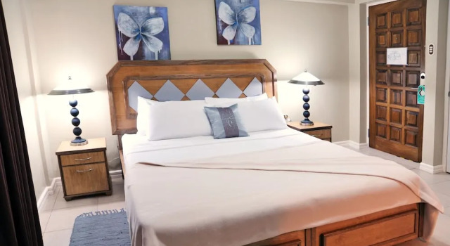 Номер Premium Culture Crossroads Inn