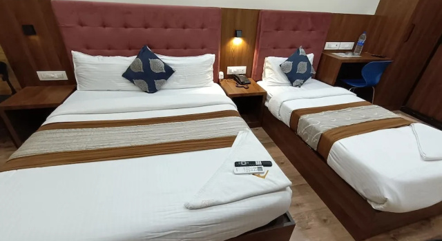 Трёхместный номер Deluxe Best Hotel