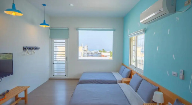 Семейный номер Standard с видом на море Colorful B&B