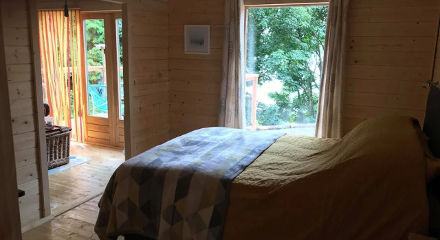 Off Grid Cabin Sleeps 2 Pets Ok 20 min to Dunoon, Забронировать Дом для отпуска Данун 