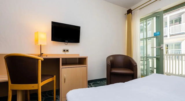 Standard dublă cameră cu balcon Hotel Elbschlösschen