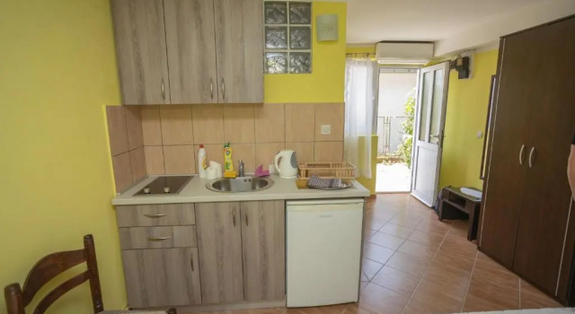 Студия Adriana Apartments