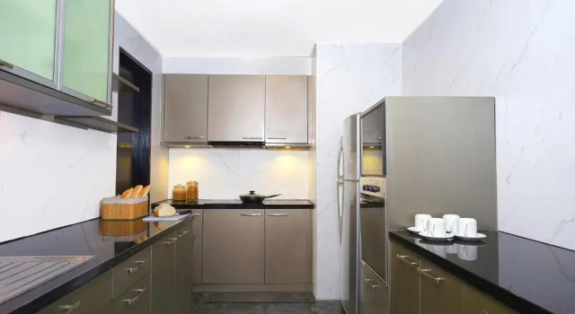 Люкс Deluxe с 3 комнатами Somerset Berlian Jakarta