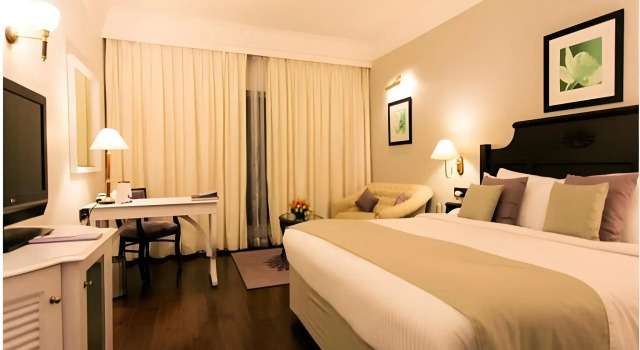 Hotel Royal Orchid Bangalore, Забронировать Отель Бизнес-отели штата Карнатаки, 4* 5*