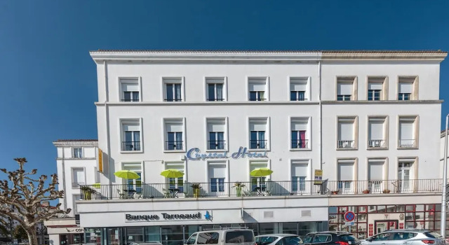 Le Crystal Hôtel
