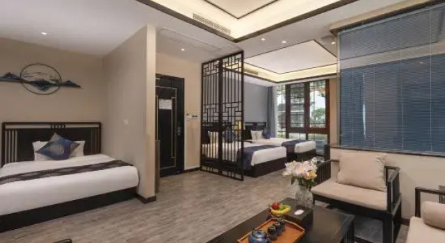 Трёхместный люкс Qianhe International Hotel
