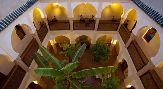 Riad Massaoud, Забронировать Отель Отели Марракеш-Тенсифт-Эль-Хауз с парковкой, Парковка