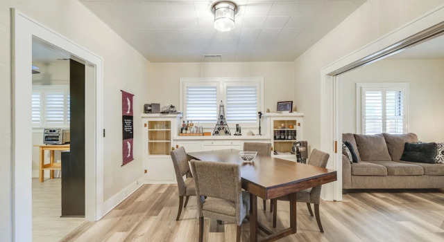 Коттедж с 2 комнатами Sunny Turlock Cottage: Walk to Downtown!