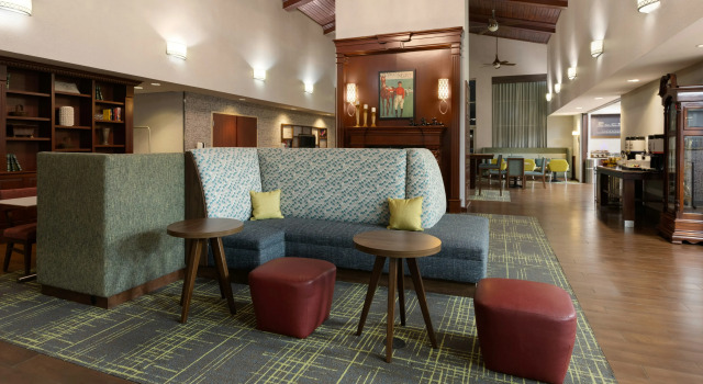 Hampton Inn & Suites Scottsburg