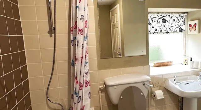 Коттедж Llanidloes - Sleeps 7 - Parking - Pet Friendly