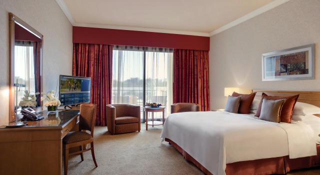 Al Ain Rotana Hotel