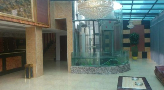 Shanghai Yiyan Business Hotel (Qingpu Industrial Park), Varaa Hotelli Qingpu Shanghai