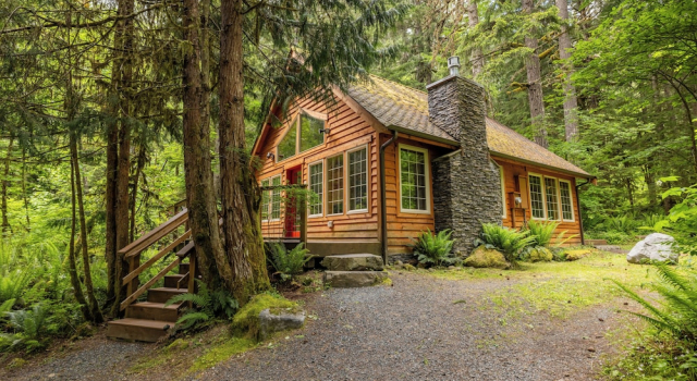 Номер Standard с балконом Copper Creek Inn at Mt Rainier