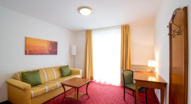 Люкс Hotel Quellenhof