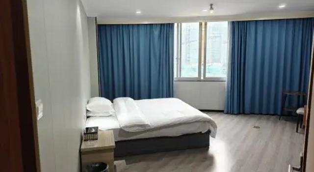 Люкс Nuosheng Business Hotel (Ninghai Xingning Middle Road)