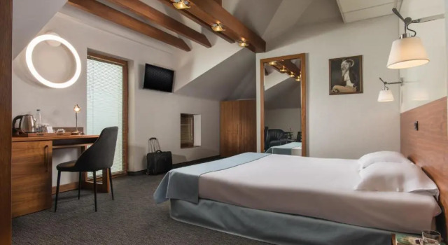 Студия с балконом Uniqato Hotel