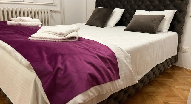 Apartment Vračar, Забронировать Апартаменты/квартира Отели Белграда с парковкой, рядом с Храм Святого Саввы, Парковка