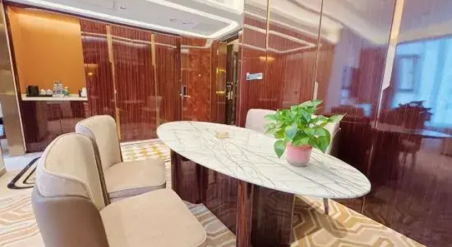 Люкс Oriental international trade Hotel