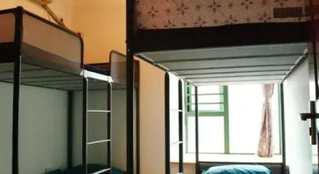 Shenzhen Spark Youth Hostel, Rezerwuj Hostel Hotele w Shenzhen z parkingiem, Parking