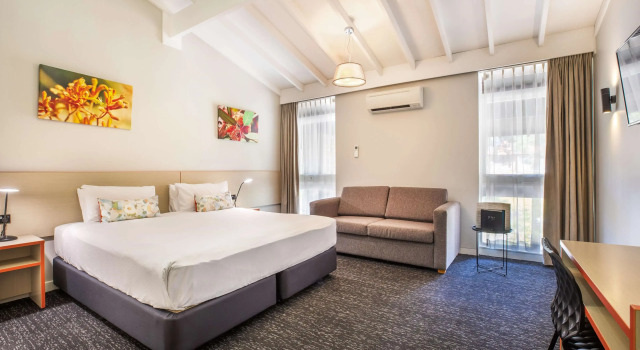 Двухместная студия Nightcap at the Ranch Hotel