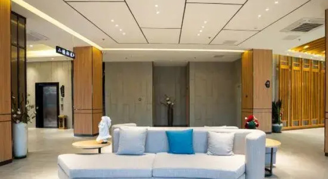 Danzhou Guanlan Shangpin International Hotel, Book Hotel Danzhou Hainan