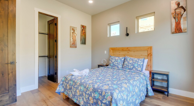 Коттедж Prescott Vacation Rental w/ Game Room & Mtn Views!