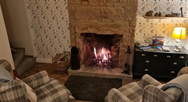 Old Post Office - Hot Tub, Real Fire, Cumbrian Lakes Coastal Cottage, Prenota Casa vacanze Whitehaven Western Lake District