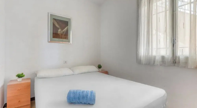Apartment in Rosas Near Platja de Sta Margarida, Забронировать Апартаменты/квартира Росас Cap de Creus Nature Reserve