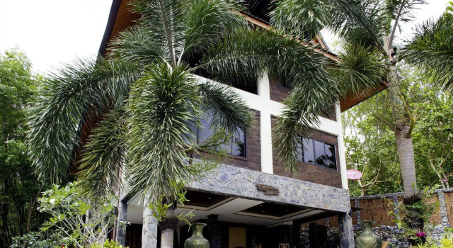 Thara Bayview Villa
