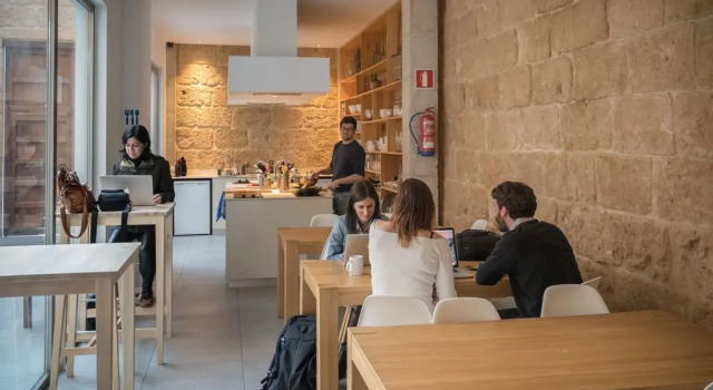 Youth Hostel Jávea, Забронировать Хостел Отели в центре Хавеа, в центре