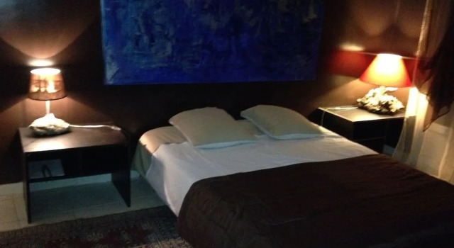Les Milles et une Nuits, Varaa Hotelli  