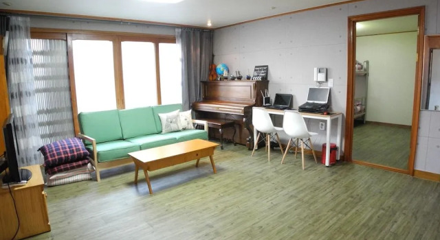 Campfire Guesthouse