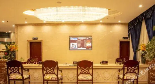 Rikaze Mulunlazong Hotel, Book Hotel Hoteller i Shigatse med parkering, Parkering