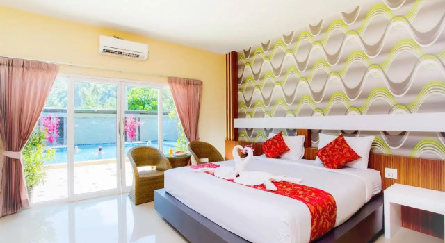 Двухместный номер Deluxe с балконом Phi Phi Maiyada Resort