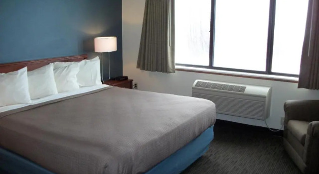 Номер Standard AmericInn by Wyndham Beulah