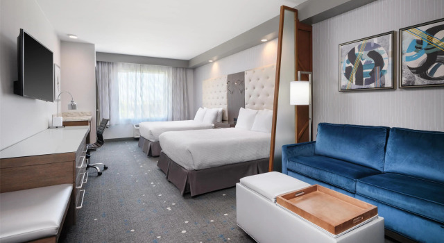 Четырёхместный номер Standard Best Western Premier Hotel at Fishers Landing