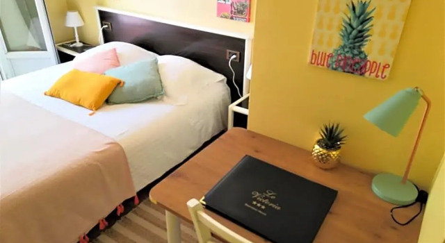 Номер Standard с видом на город Hôtel Le Victoria