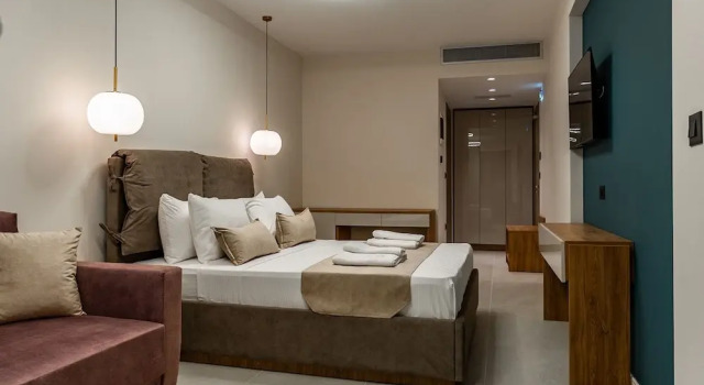 Sky Hotel, Reservar Hotel Perea Macedonia