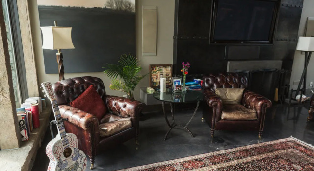 Stonehouse B&B, Buchen Sie Bed & Breakfast Ganges Salt Spring Island