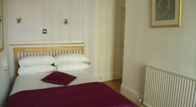 Двухместный номер Standard Harlingford Hotel